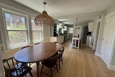 109 Rockview Street #2