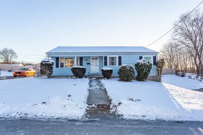 139 Mercier Ave 1