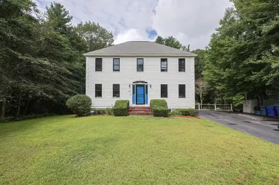 22 Howland Way 1