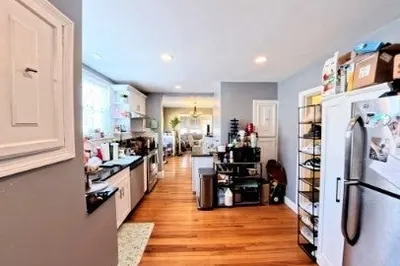 18 Martin Street #1