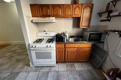 57 Brighton Ave #8