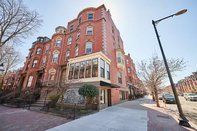570-572 Tremont St #1 1