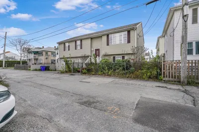 76 Price Place 1