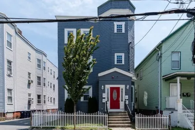 31 School St #3 1