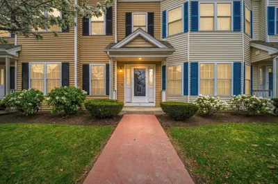 215 Harvard St #13