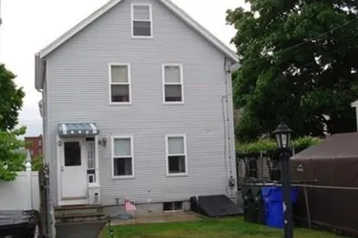 229 Franklin St 1