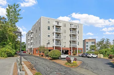 86 East Howard Street #107 1