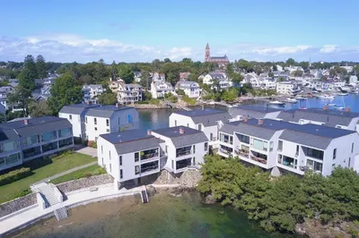 60 Brackett Pl #D 1
