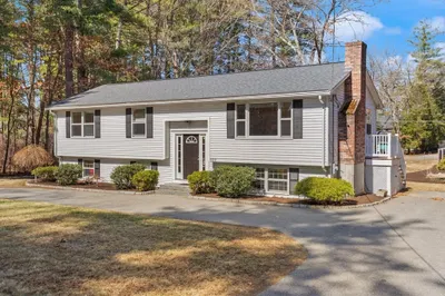 552 Hudson Rd