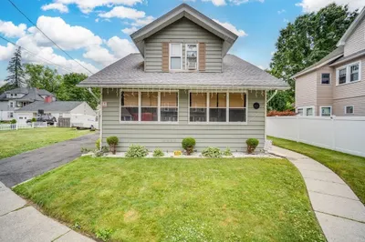 63 Eleanor Rd