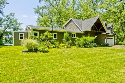30 Cove Island Rd 1