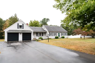 1635 Middleboro Avenue