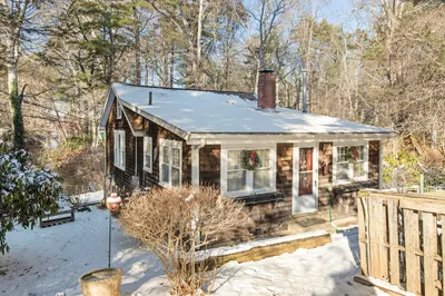 22 Mill Pond Rd 1