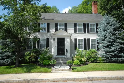 32 Court Ln #32 1