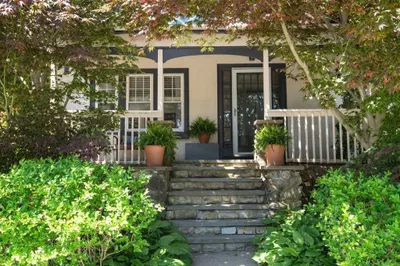 42 Eastern Ave