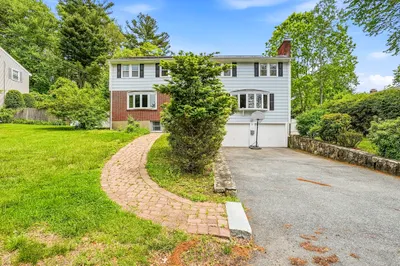 57 Lanewood Ave 1