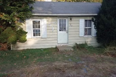 20 Freshmeadow Dr 1