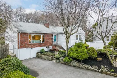 65 Ripley Rd 1