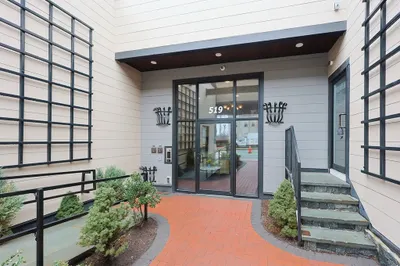 519 Broadway #302