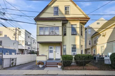 8-10 Dane St 1
