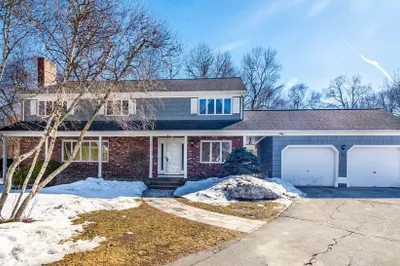 35 Hollywood Rd 1