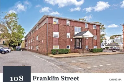 108 Franklin St 1