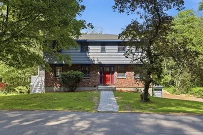 368 Hill Rd 1