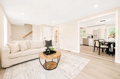 34-36 Hammond St #36 1