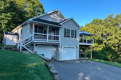 19 Chipman St 1