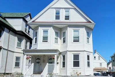 28 Corona St #2