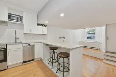 15 Saint George St #1 1
