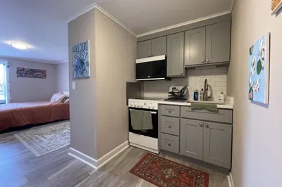 31 Western Ave #6