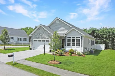23 Country Club Cir #23 1