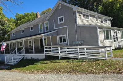 39 S Main St