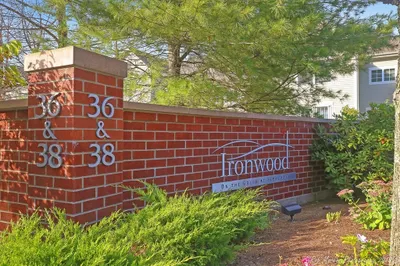 36 Village Rd #603 1
