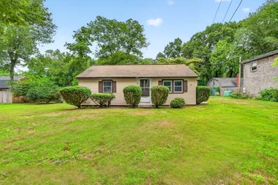 42 Cottage Dr 1