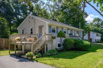 7 Woodland Ave 1