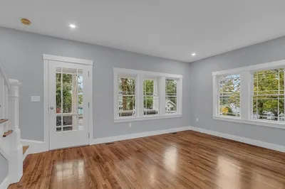 12 Grenada St 1