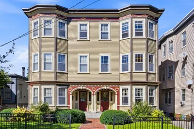 85-87 Francis St #3 1