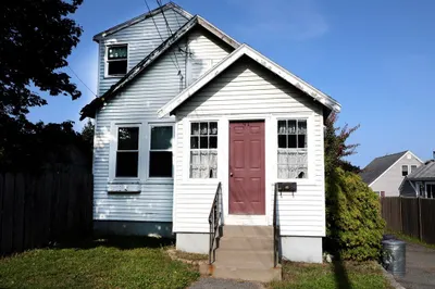 41 Echo Ave 1