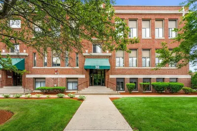 30 Conant St #2D 1