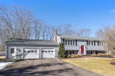 454 Old Town Way