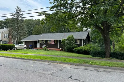 12 Seneca Dr.