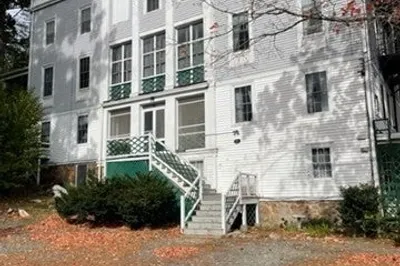 30 Webster Ave #3