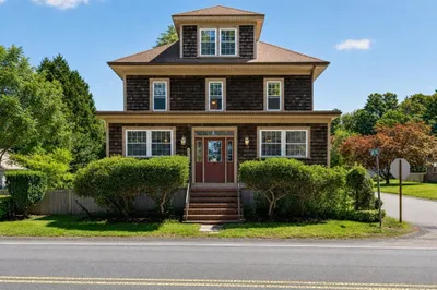 594 Slocum Rd 1