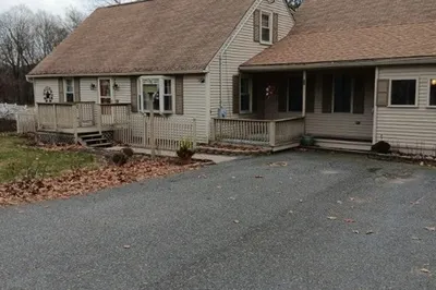 30 Princeton Rd
