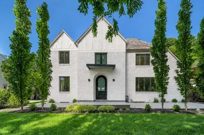 59 Fresh Pond Lane 1