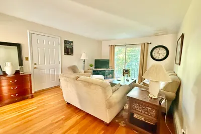 9 Endicott St #3