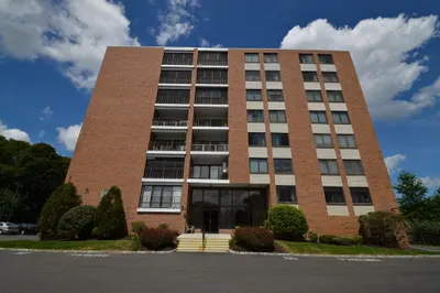 51 Melrose St #5E