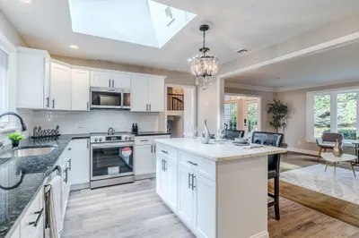 66 Forest Hill Rd 1